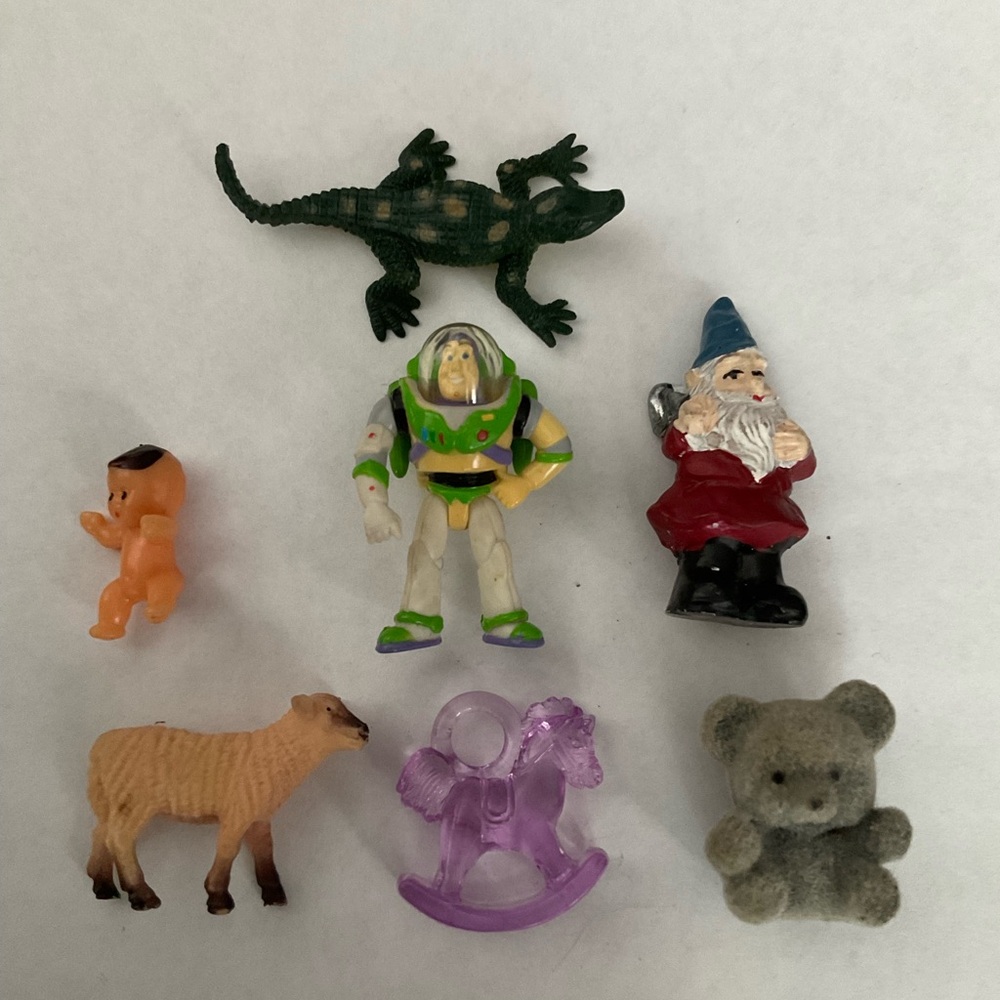 VINTAGE MINIATURE COLLECTION BUNDLE